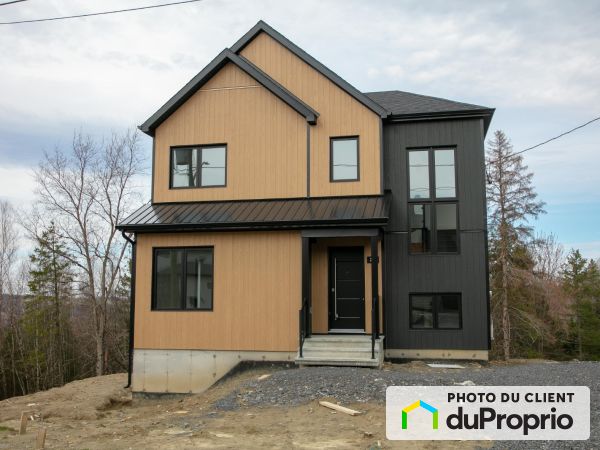 751, rue McAuley, Coaticook for sale