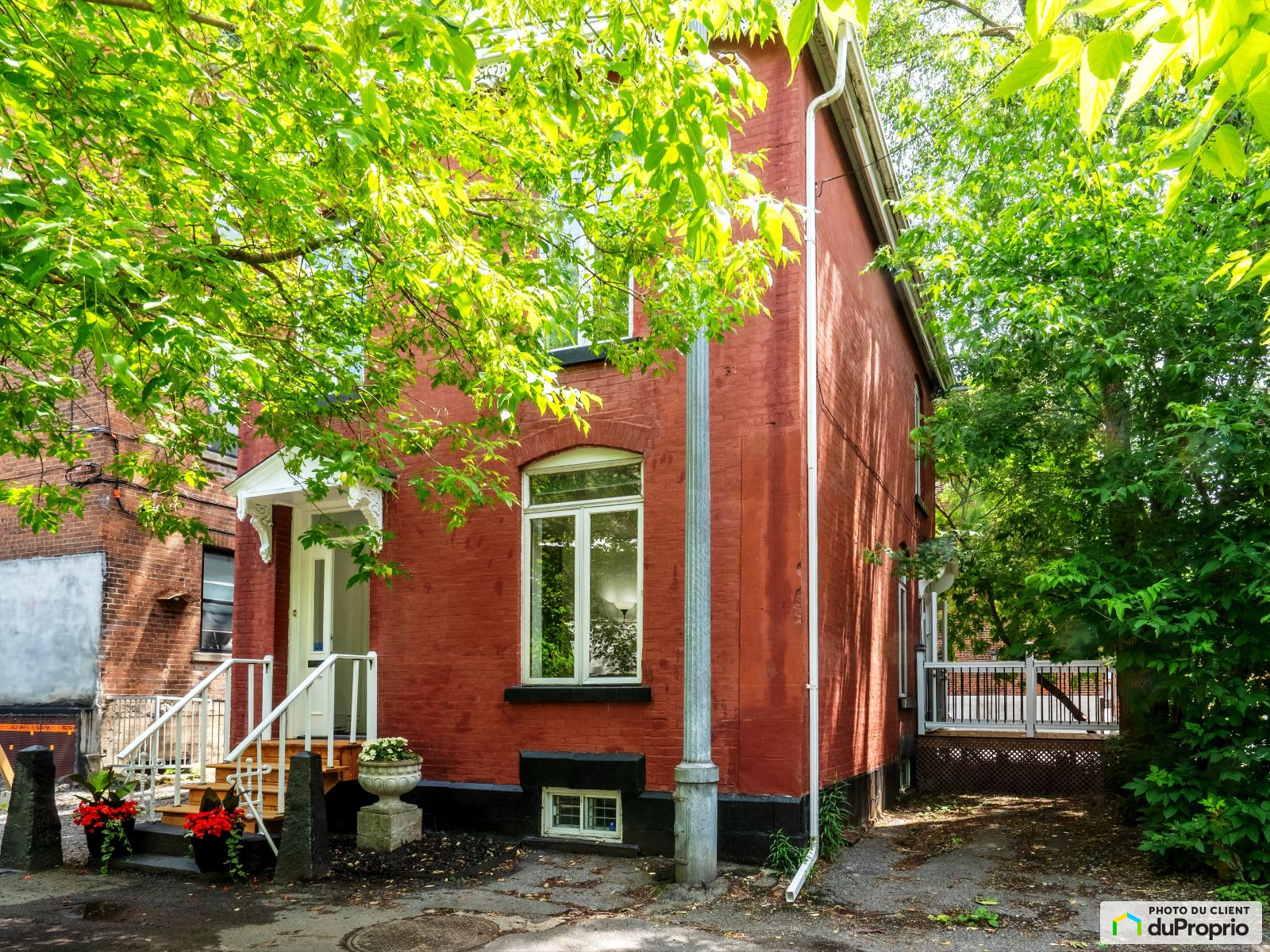 3562 Rue Durocher — photo 2