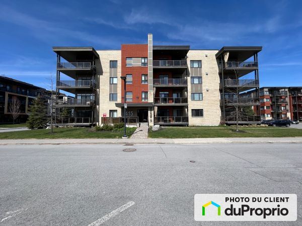 305-415 rue de l&#39;Atmosphère, Gatineau (Aylmer) for sale