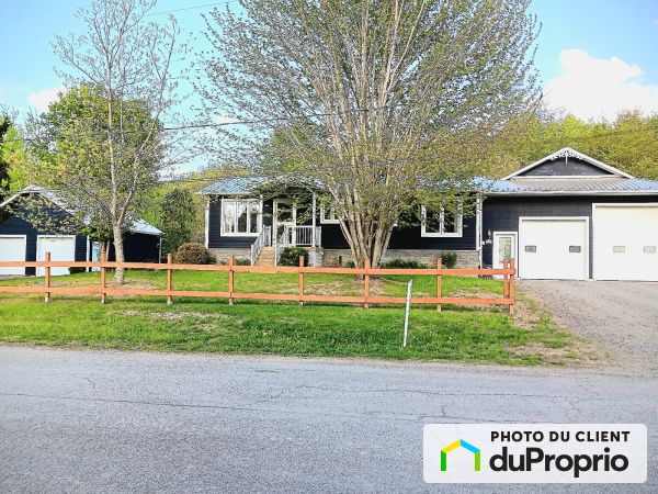 71 rue Serge, St-Esprit for sale