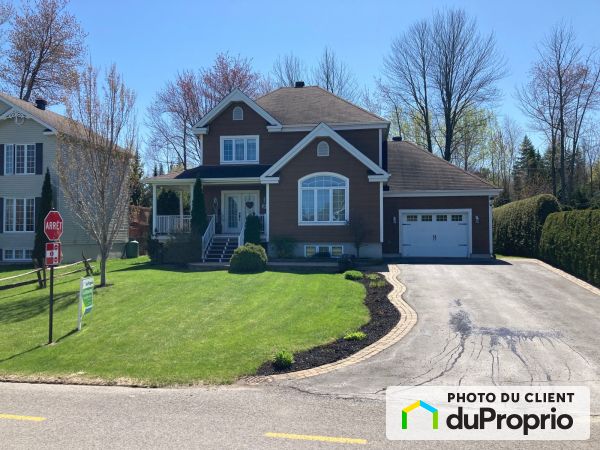 205 rue Pierre-Mercure, St-Charles-Borromée for sale