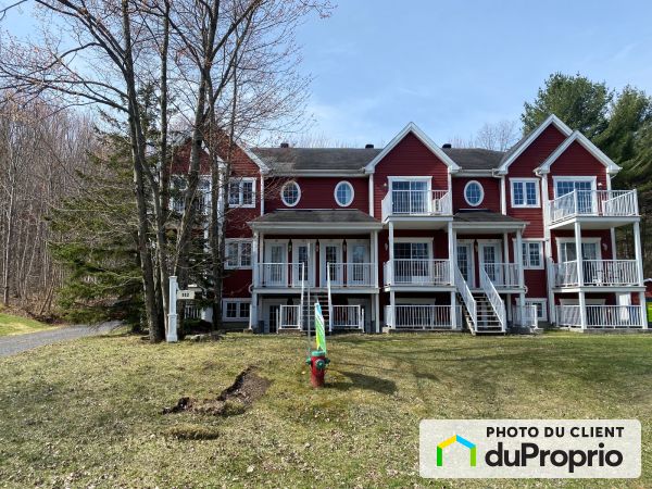 1-112 rue de Laviolette, Bromont à vendre