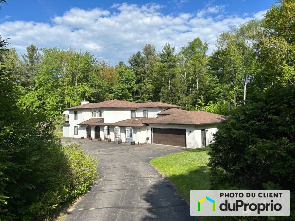 250 rue de la Terasse, St-Étienne-Des-Gres à vendre