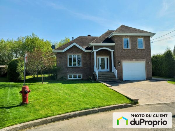 171 rue Patrick, St-Germain-De-Grantham for sale