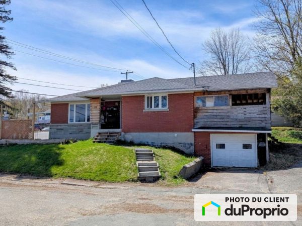 30 8e Avenue, Val-des-Sources à vendre