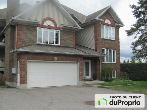 3-2 avenue de la Citadelle, Gatineau (Hull) for sale