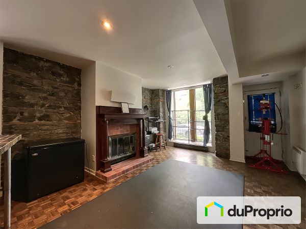 Logement - 1-645, rue Prince-Arthur Ouest, Le Plateau-Mont-Royal à vendre