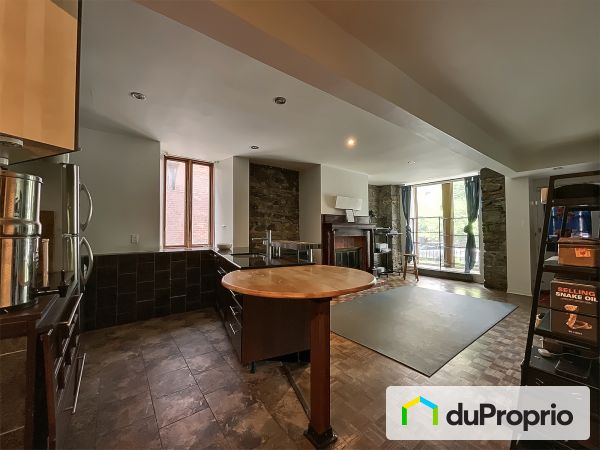 1-645 rue Prince-Arthur Ouest, Le Plateau-Mont-Royal for sale