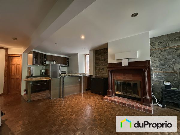 1-645, rue Prince-Arthur Ouest, Le Plateau-Mont-Royal à vendre