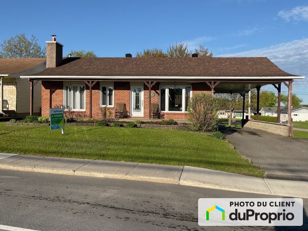 80 boulevard Saint-Joseph, St-Tite à vendre