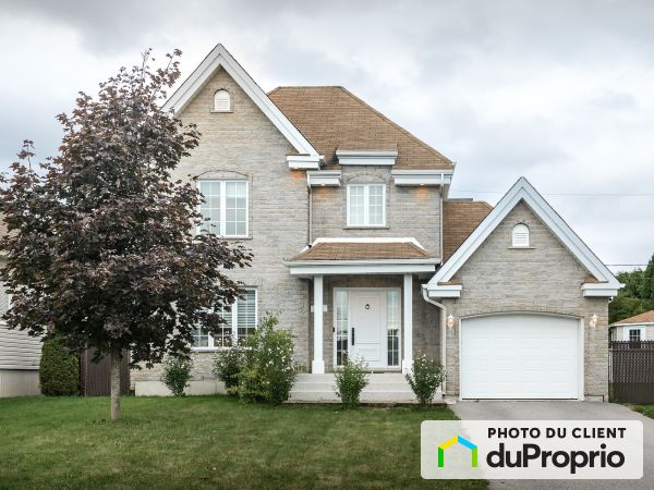 14, rue Adélard-Perreault, Mercier à vendre