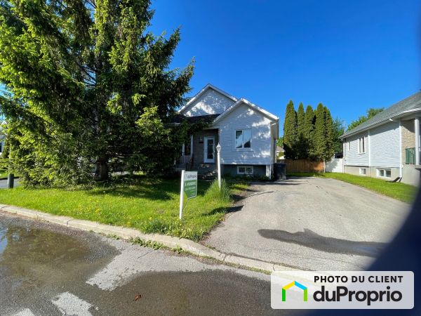 725, avenue Desmarchais, Vaudreuil-Dorion à vendre