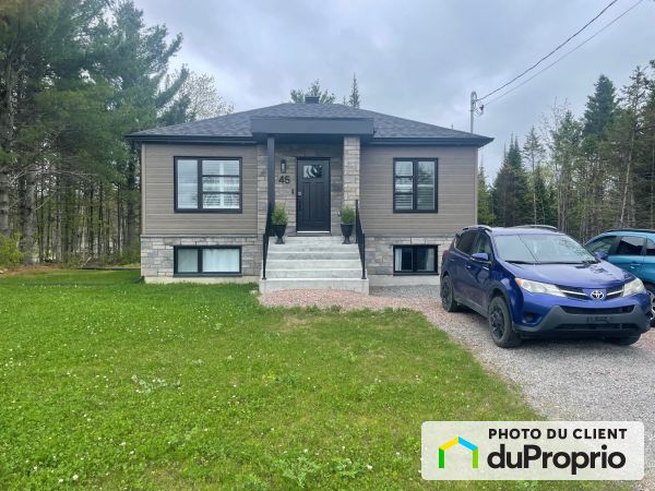Summer Front - 45 rue du Hameau, St-Hippolyte for sale