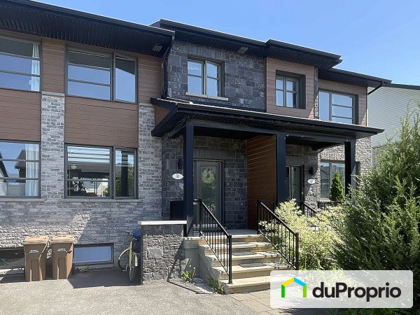 50 rue Rabelais, St-Constant for sale