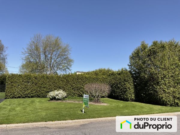 61, rue de la Tramontane, St-Jean-sur-Richelieu (St-Luc) à vendre