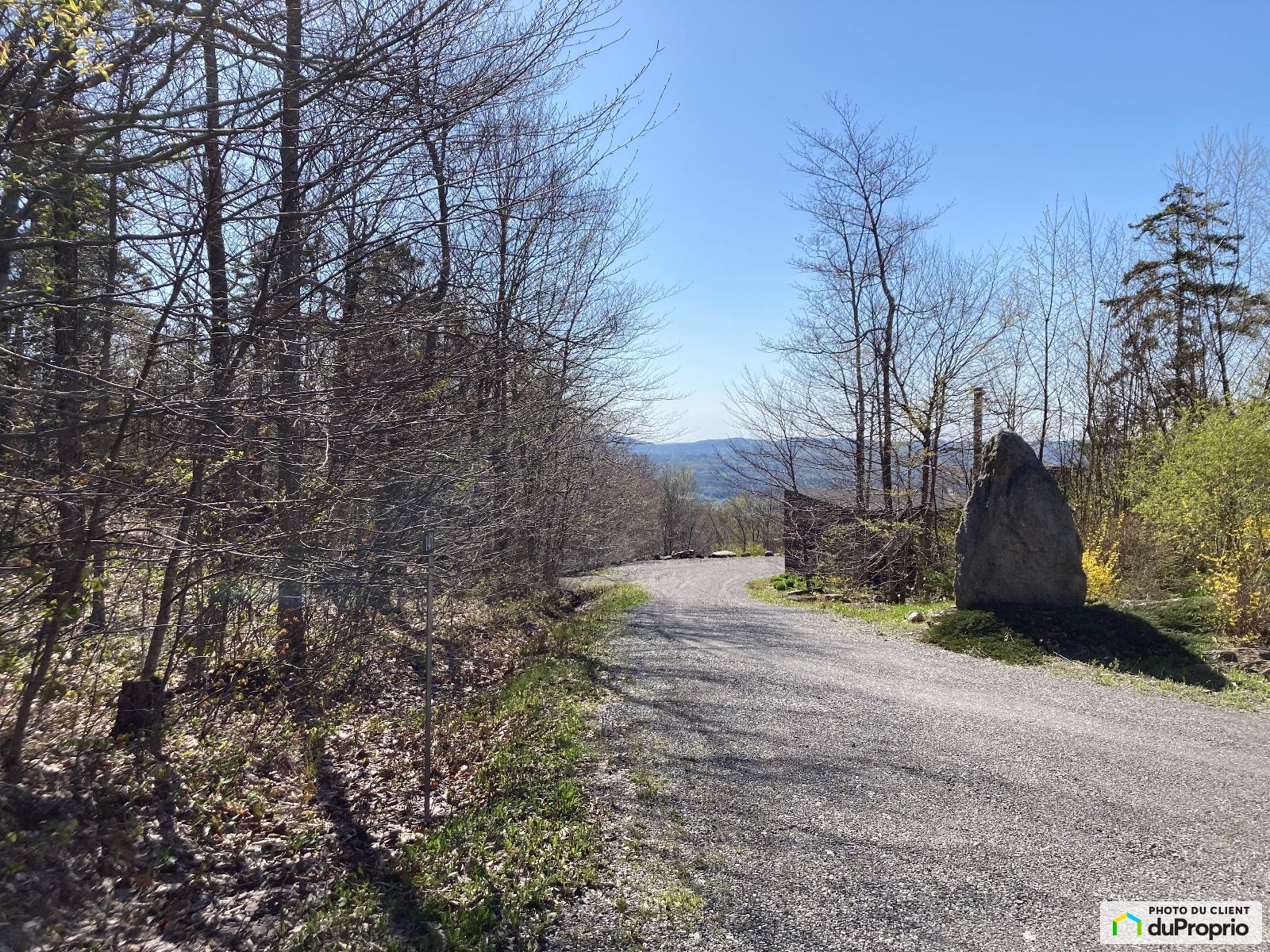 Chemin Des Montagnes Vertes — photo 1