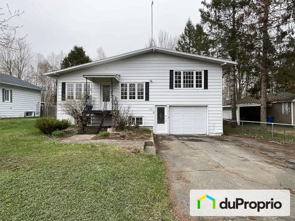 3030 rue du Lac, St-Maurice for sale