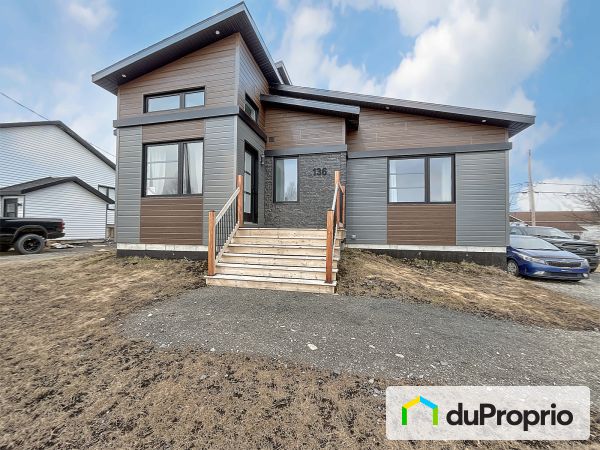 136, rue Lussier-Bellemare, Matane à vendre