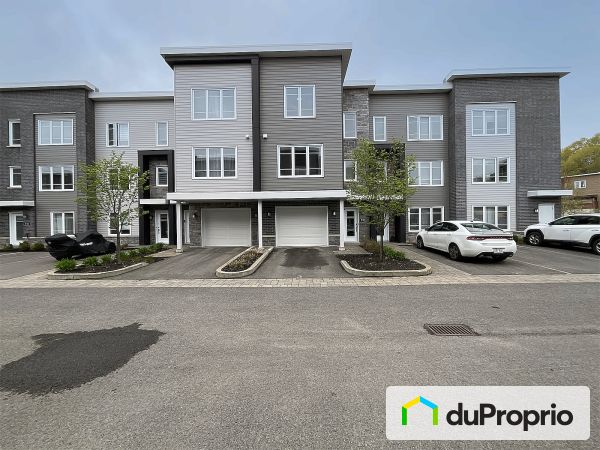 3-321 avenue du Sous-Bois, Beauport for sale