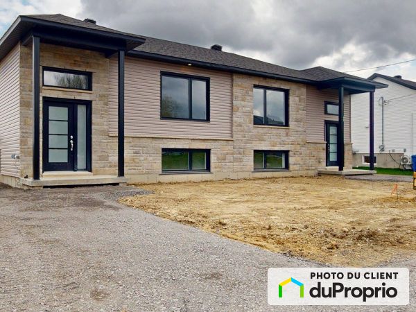 10 rue des Prés, St-Pierre-Baptiste for sale