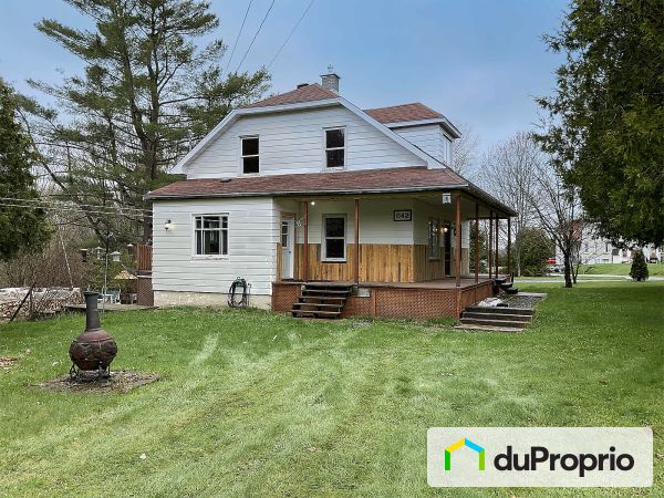 642 avenue principale, St-Malachie for sale