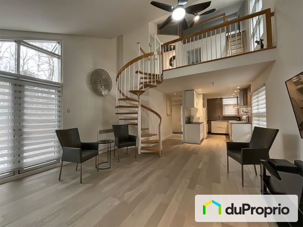 A-592 place du Loup-Garou, Ste-Adèle for sale