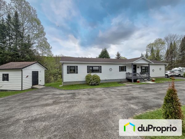 1406, montée de Montcalm, Montcalm à vendre
