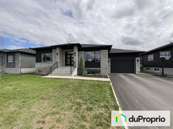 2240, rue de Rome, Trois-Rivières (Cap-De-La-Madeleine) à vendre