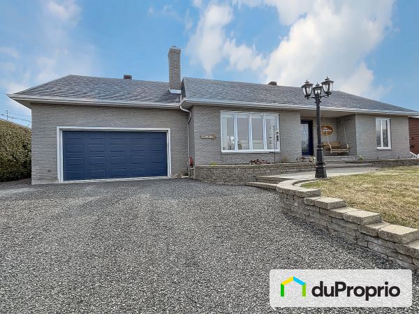 1340, rue Dandonneau, Mont-Joli à vendre