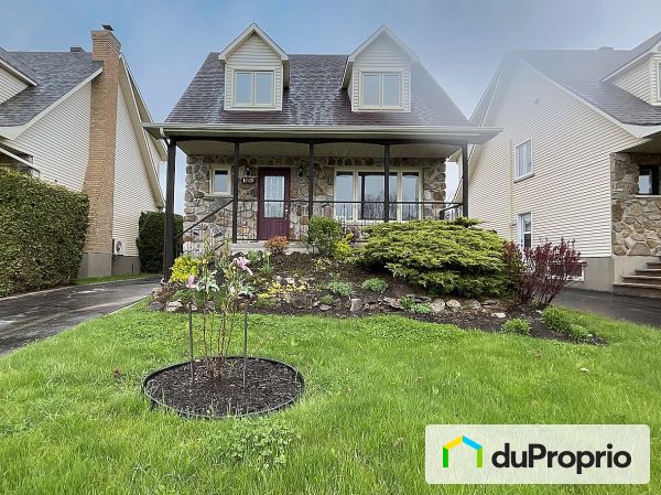 1249 rue Gadbois, Longueuil (St-Hubert) for sale