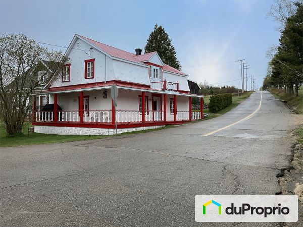 249, chemin de la Vieille-Forge, Les Éboulements à vendre