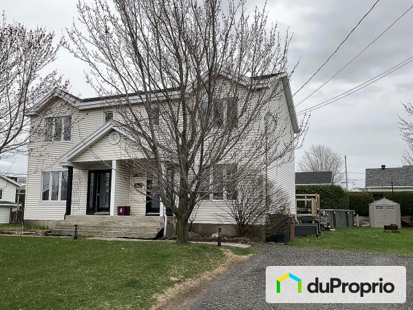 86 Boulevard de la Bonaventure, Victoriaville for sale
