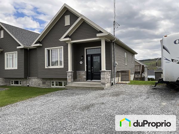 658, rue du Baron, St-Elzéar-de-Beauce à vendre