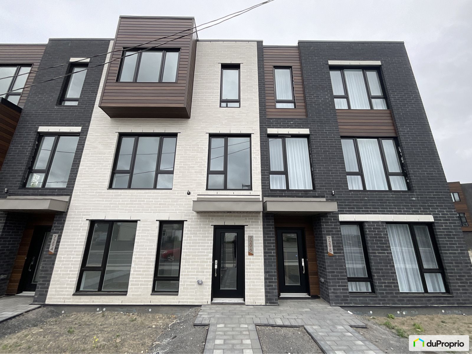 7352 Boulevard Des Laurentides — photo 1