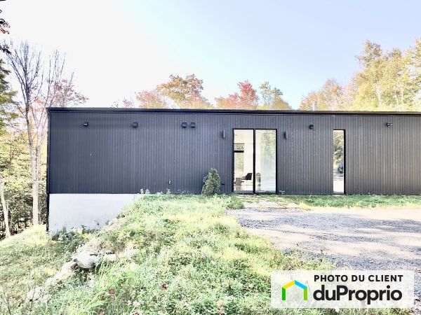 162 chemin du Lac-Noiret, Wentworth-Nord for sale