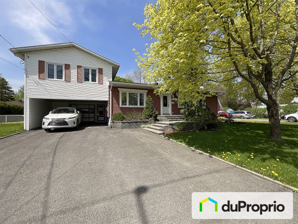 60, chemin du Grand-Bernier Sud, St-Jean-sur-Richelieu (L&#39;Acadie) à vendre