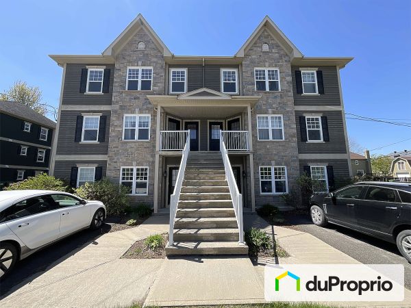 302, rue William, Farnham à vendre