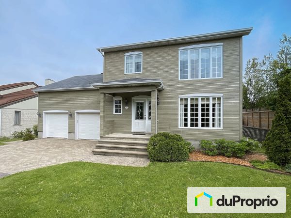641 rue Lauzon, Mont-St-Hilaire for sale