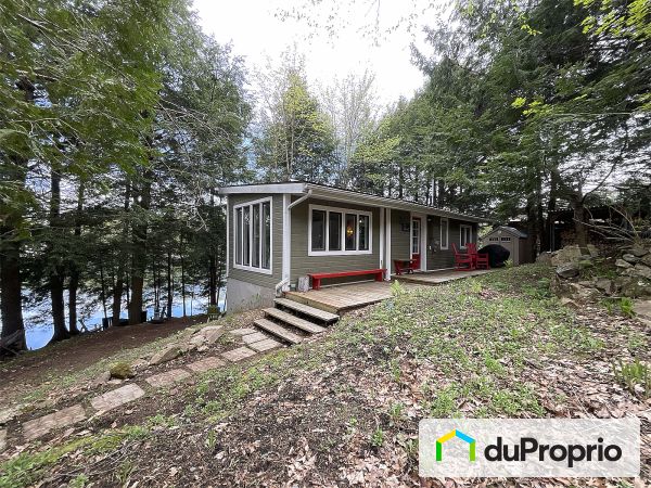 150 chemin du Lac-Valdemars, Brownsburg-Chatham for sale