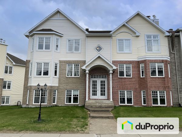 319, boulevard Jérobelle, St-Jérôme (Bellefeuille) à vendre