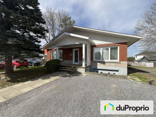 24 rue Saint-Joseph Nord, Rivière-Bleue for sale