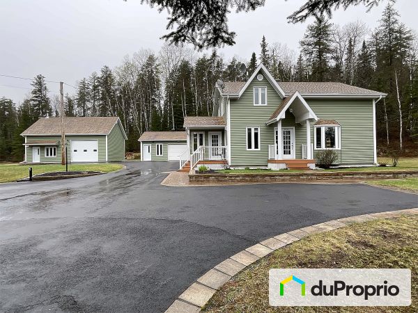 2220, rang Saint-Joseph Nord, Girardville à vendre