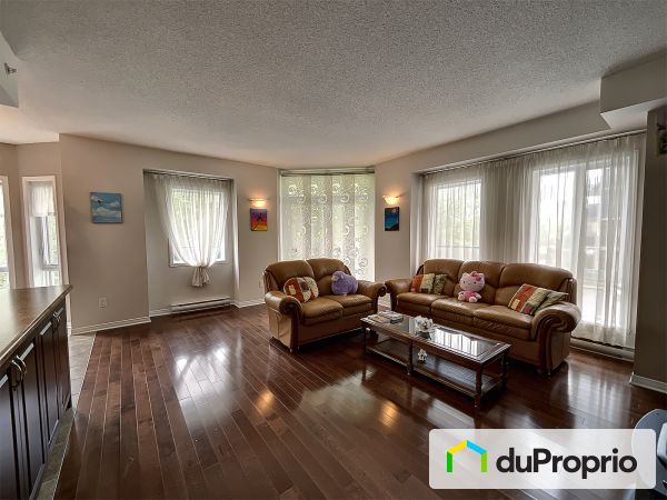 Salon du logement - 209-3865, boulevard de Chenonceau, Chomedey à vendre