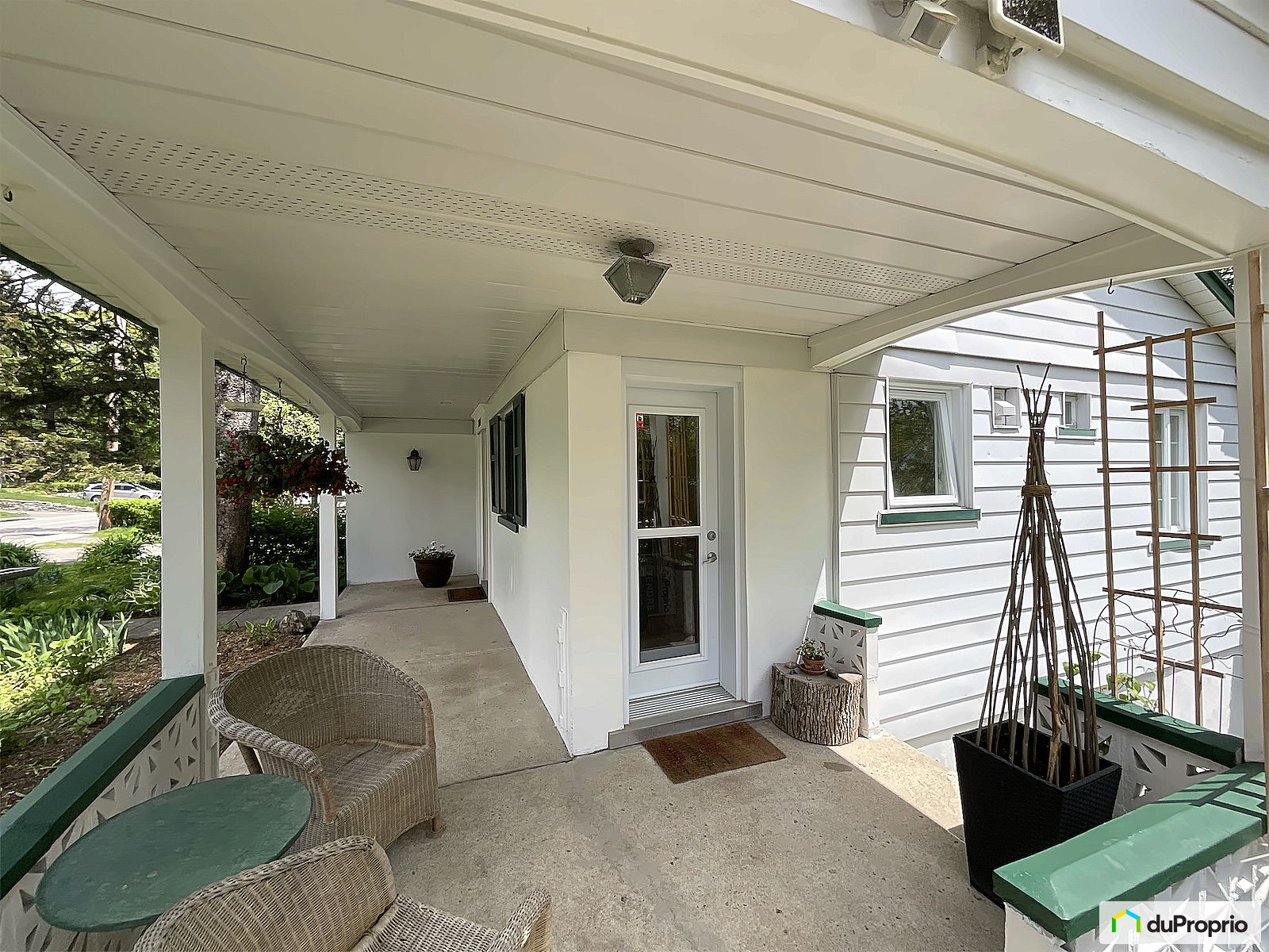2527 Chemin Saint Louis — photo 3