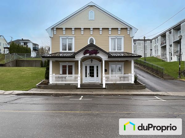 530, rue Harvey Ouest, Alma à vendre