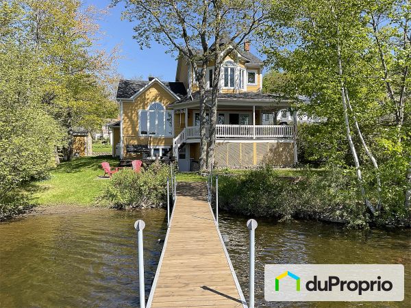 75 rue des Tulipes, St-Denis-De-Brompton for sale