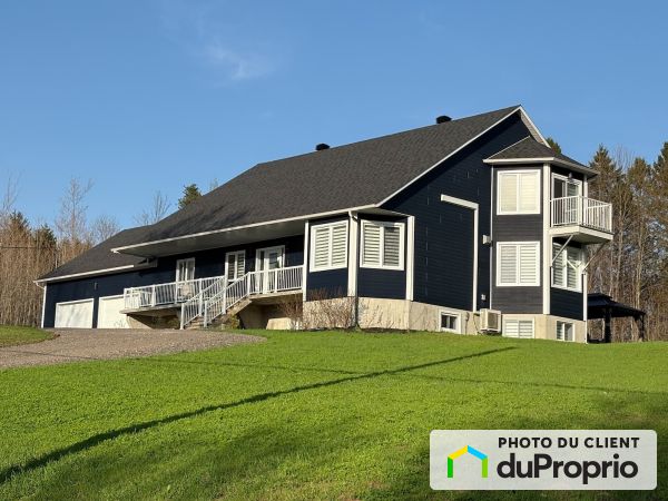 3788 chemin Lac Nadeau, Mont-Laurier for sale
