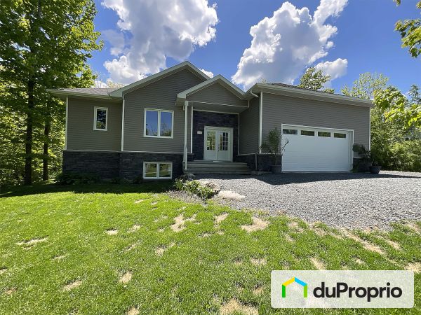 95 rue Saint-Pierre, St-François-Xavier-De-Brompton for sale