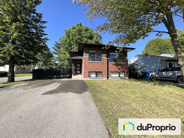 298-300 8e avenue, Deux-Montagnes for sale