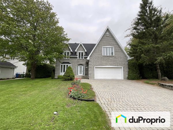 529 rue de la Seigneurie, St-Jérôme (Bellefeuille) for sale